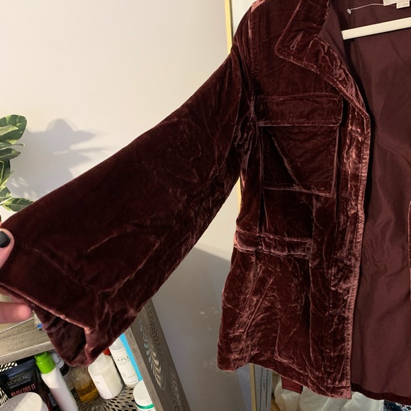 Loft Velvet Jacket - Picture 4 of 4